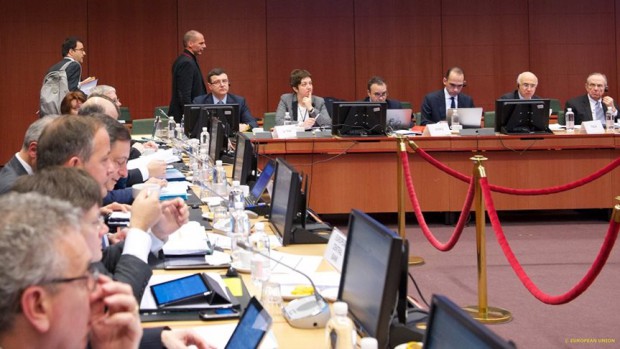 EKTAKTO: Χάσμα Ελλάδας-Eurogroup
