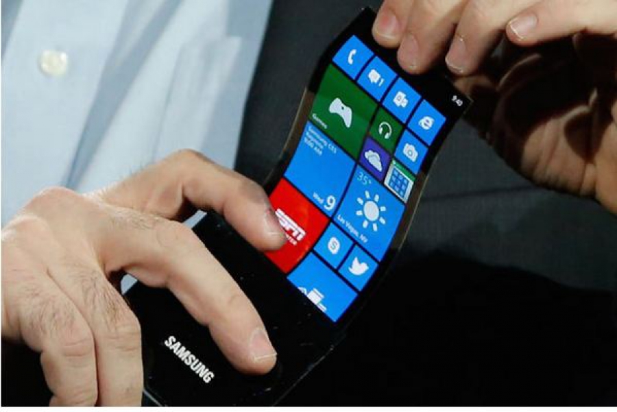 Samsung:  Έρχεται το κινητό που διπλώνει!