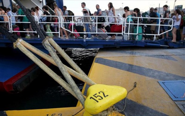 Λαθρεπιβάτης πέθανε από ασφυξία μέσα σε βαλίτσα