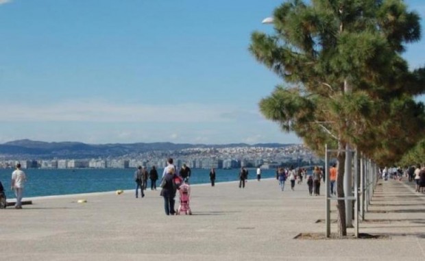 ΤΩΡΑ: Εντοπίστηκε νεκρός άνδρας στην Παραλία Θεσσαλονίκης