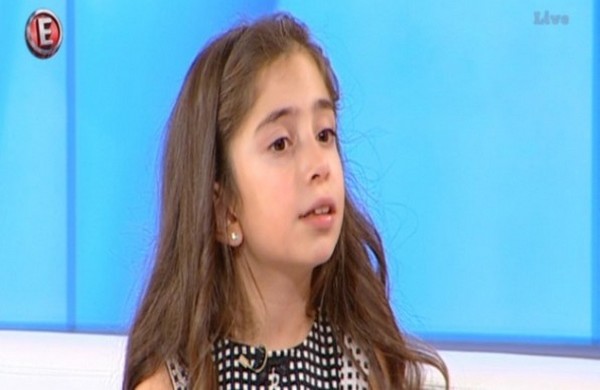 Απίστευτο! Ελληνίδα 8χρονη μιλάει ήδη 8 ξένες γλώσσες
