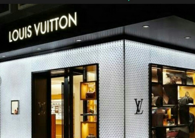 Θεσσαλονίκη: Κλείνει το κατάστημα της Louis Vuitton