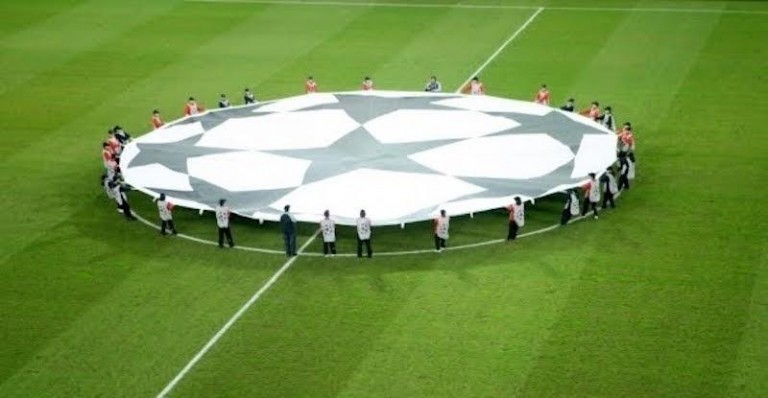 Ζήλεψαν και έπαιξαν τον ύμνο του Champions League