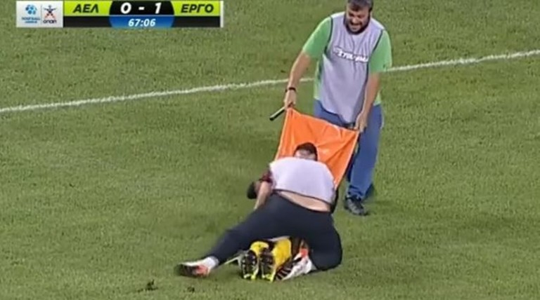 Υπάρχουν και χειρότεροι τραυματιοφορείς! (vid)