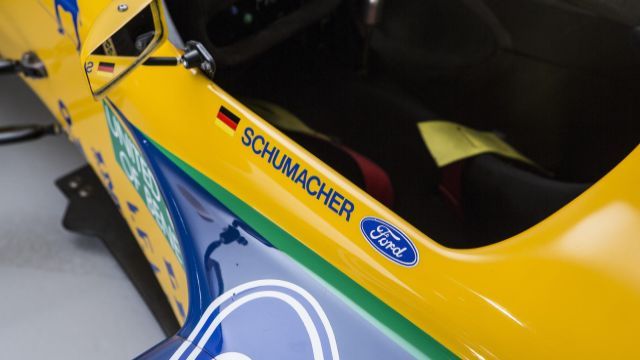 Schumacher: Πουλάνε τα πάντα…