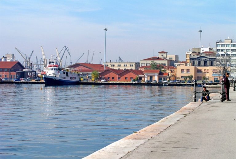 Ναυαγεί η ακτοπλοϊκή σύνδεση Θεσσαλονίκης-Σμύρνης