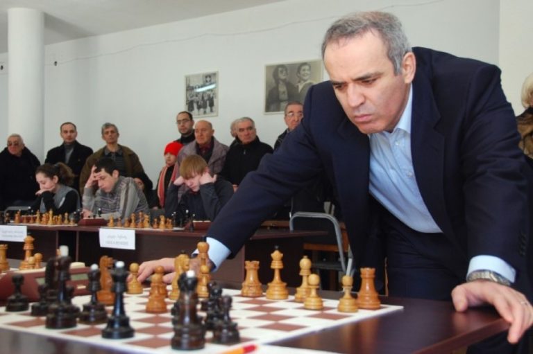 Στη Θεσσαλονίκη σήμερα ο Γκάρι Κασπάροβ!