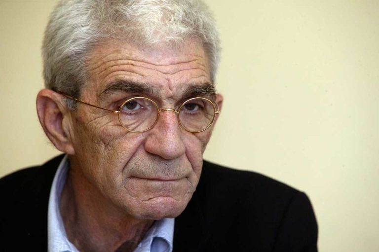 Ο Mπουτάρης “τελειώνει” τα τραπεζοκαθίσματα
