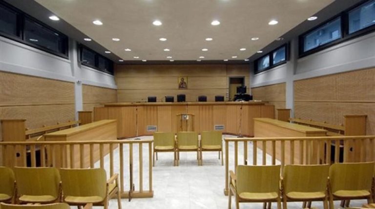 «Μπλόκο» στις δίκες του Δημοσίου