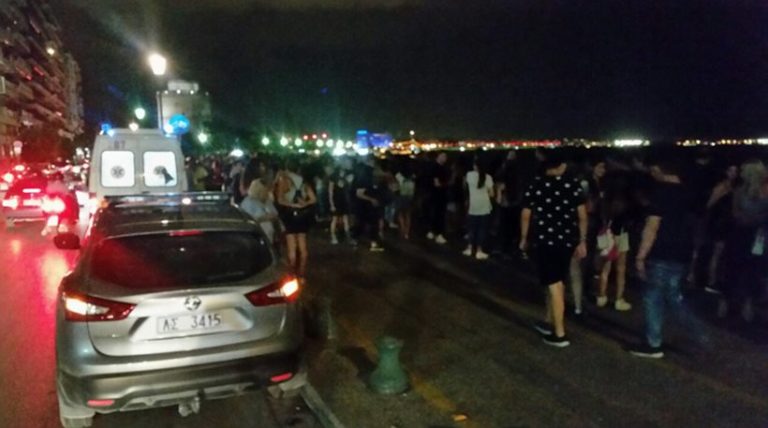 Τώρα: Δύο άνθρωποι χάθηκαν στο Θερμαϊκό (pics)