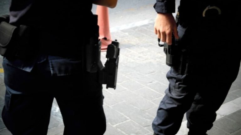 Πυροβολισμοί στην Αθήνα