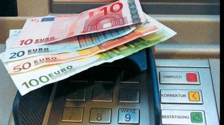 Capital controls: Aύξηση σε 2.000 ευρώ;