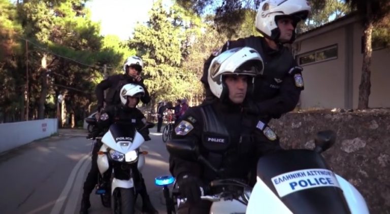 To εντυπωσιακό “Mannequin Challenge” της Ελληνικής Αστυνομίας (VIDEO)
