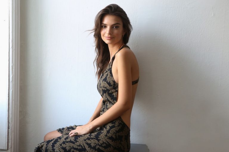 Emily Ratajkowski: Εύχεται χρόνια πολλά… ολόγυμνη (pic)