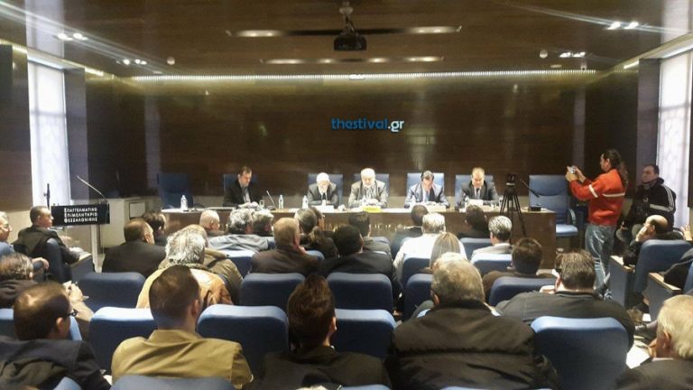 Θεσσαλονίκη: Ένταση στο ΕΕΘ (videos)