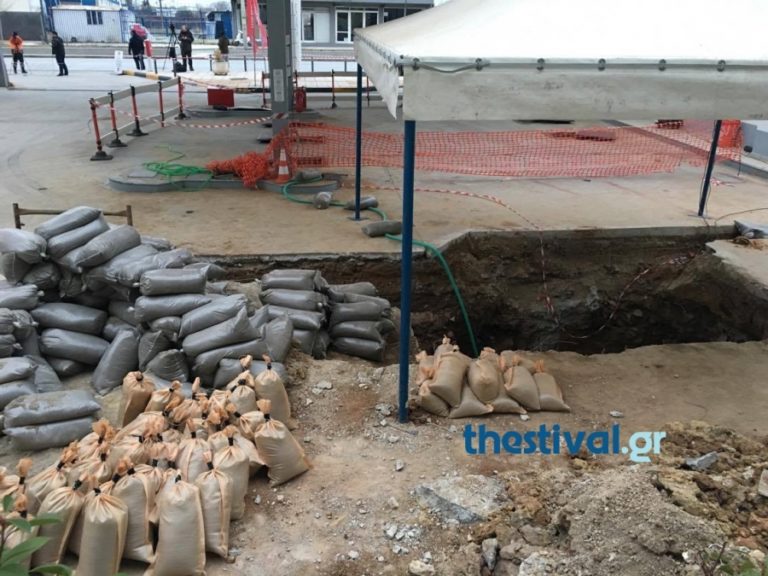 Άρχισε η επιχείρηση απομάκρυνσης βόμβας από το Κορδελιό
