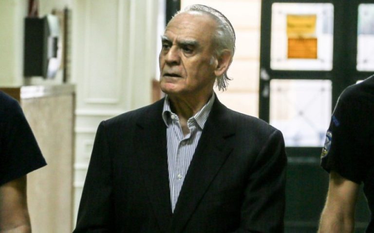 Εξιτήριο για Τσοχατζόπουλο από το Ιπποκράτειο