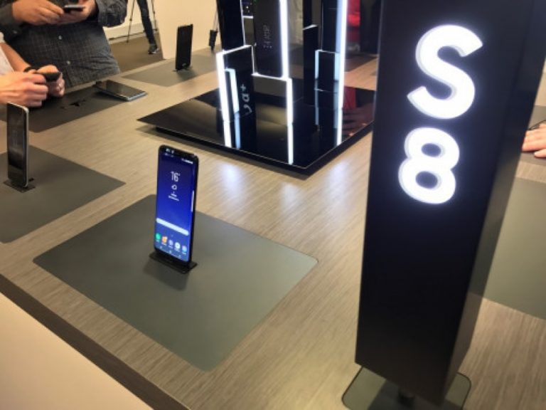Η Samsung παρουσίασε το νέο Galaxy S8