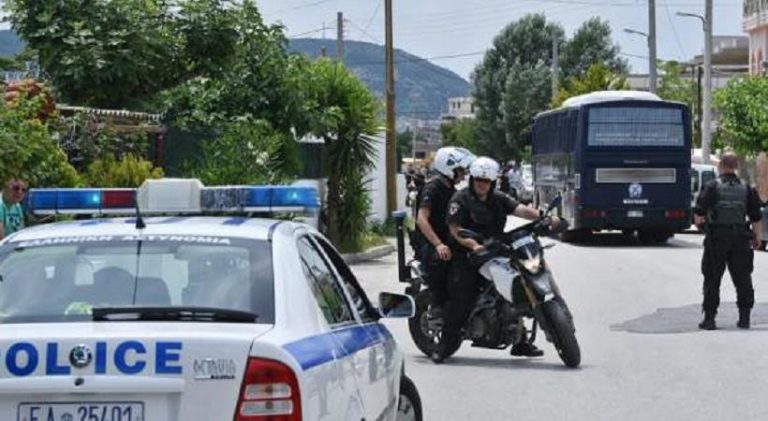 Εφοδος της ΕΛ.ΑΣ. σε καταυλισμό Ρομά