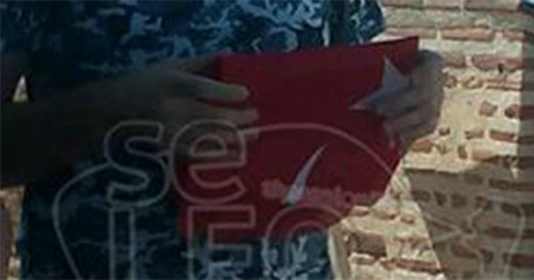Πρόκληση με τούρκικη σημαία στον Λευκό Πύργο! (pics)