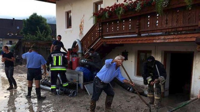 Τέσσερις νεκροί στην βόρεια Ιταλία