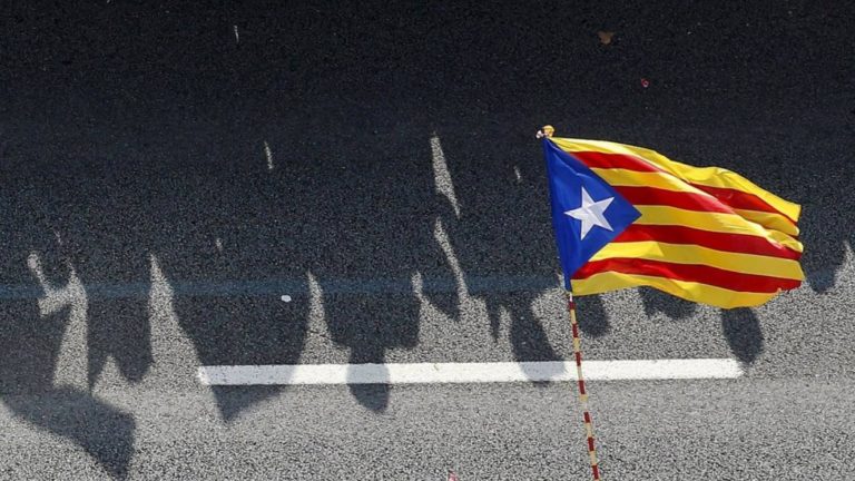«Ναι» στην ανεξαρτησία το 90% των Καταλανών