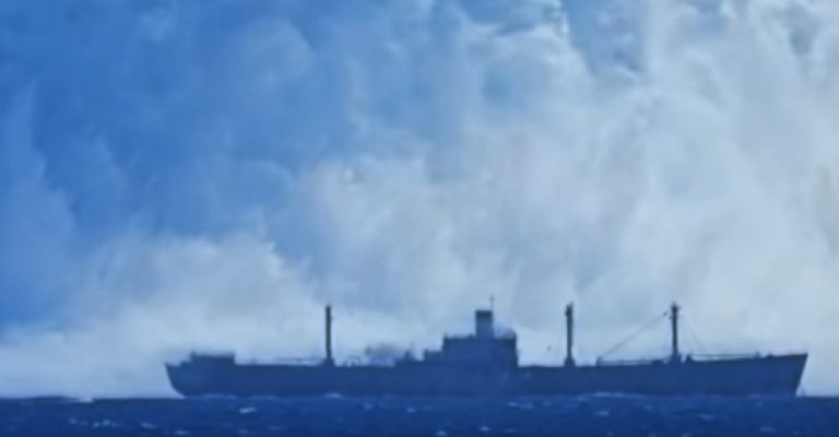 Τα μεγαλύτερα κύματα που κατέγραψε ποτέ video