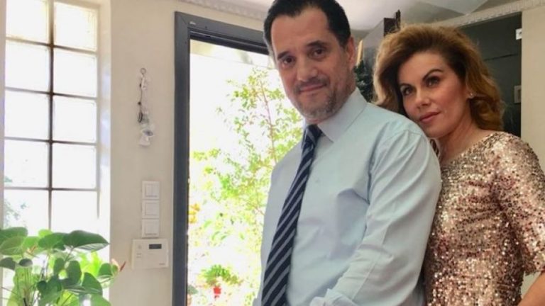 Επική γκάφα από τον Άδ. Γεωργιάδη με τη βασιλόπιτα (pic)