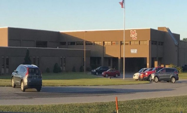 Πυροβολισμοί σε σχολείο στο Κεντάκι