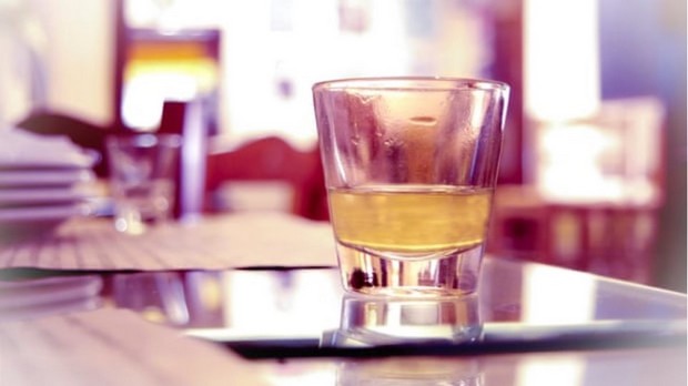Ελληνικό ποτό στα 10 καλύτερα για τον χειμώνα