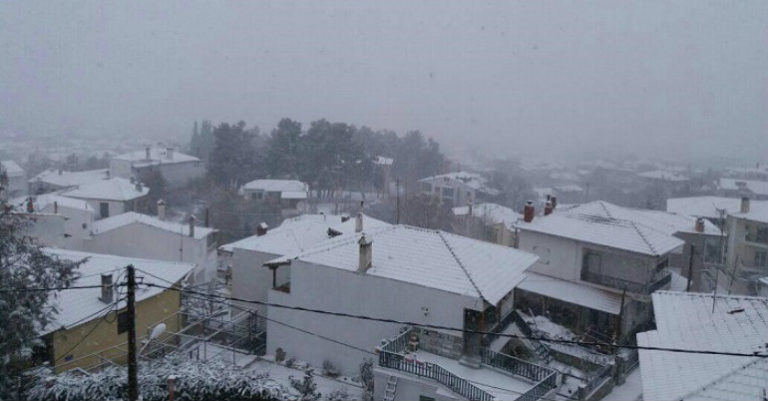Χιονιάς στην Θεσαλονίκη: Που το «έστρωσε»