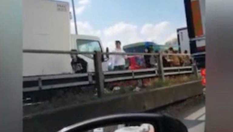 Video-ντοκουμέντο από λεωφορείο με μαθητές που έκαψε ο οδηγός