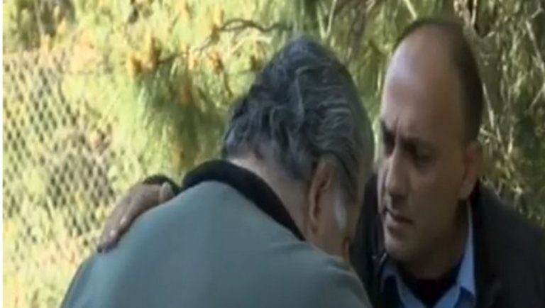 Ο ταξιτζής του Ελληνικού τα μαζεύει (video)