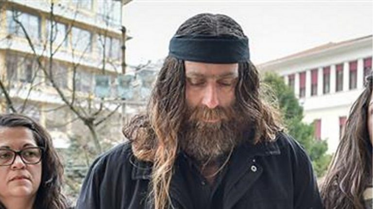 Ξέσπασε ο πατέρας του Γιακουμάκη για τις αντιφάσεις μάρτυρα