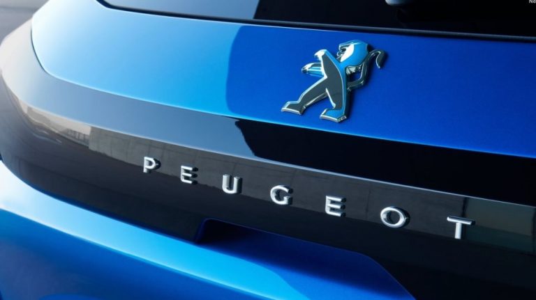 Η Peugeot έτοιμη να εξαγοράσει την Fiat
