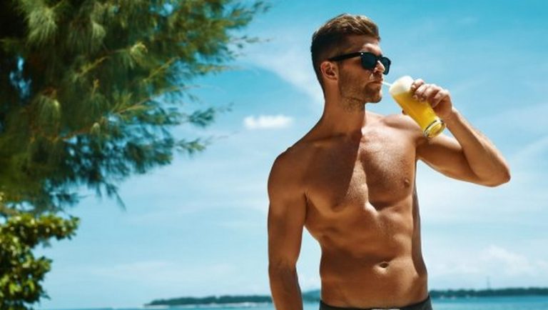 8 ποτά ιδανικά για το καλοκαίρι