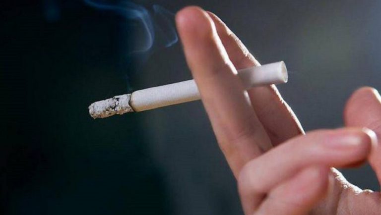 Τσιγάρο τέλος σε δημόσιους χώρους