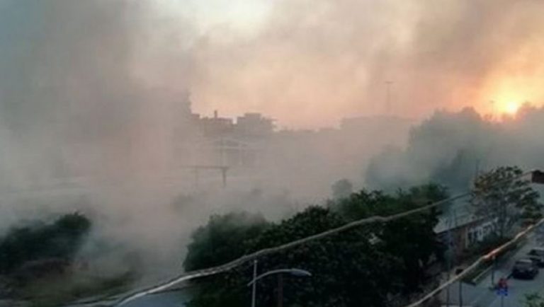Θεσσαλονίκη: Στις φλόγες βαγόνι