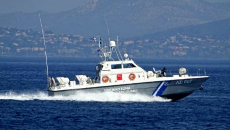 Θεσσαλονίκη: Πρόσκρουση φορτηγών πλοίων στο λιμάνι