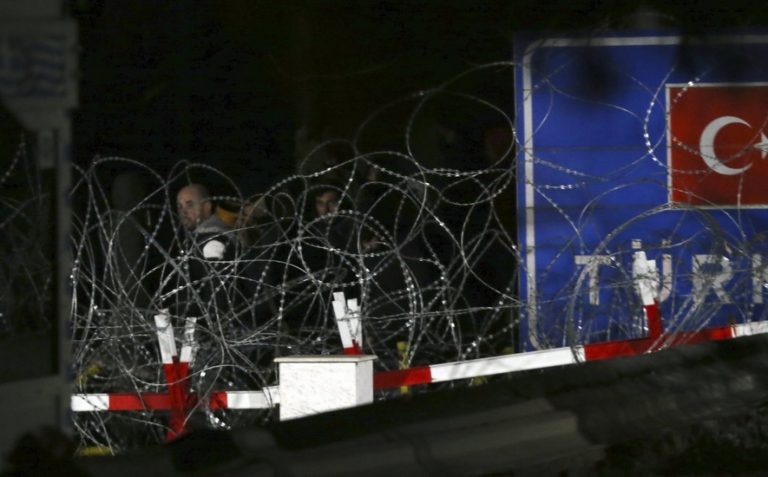 «Οι Τούρκοι οδηγούν και «ποινικούς» στα σύνορα»