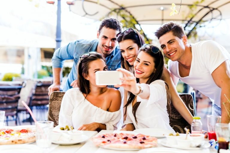 Οι selfies έχουν σκοτώσει 379 ανθρώπους σ’ όλο τον κόσμο