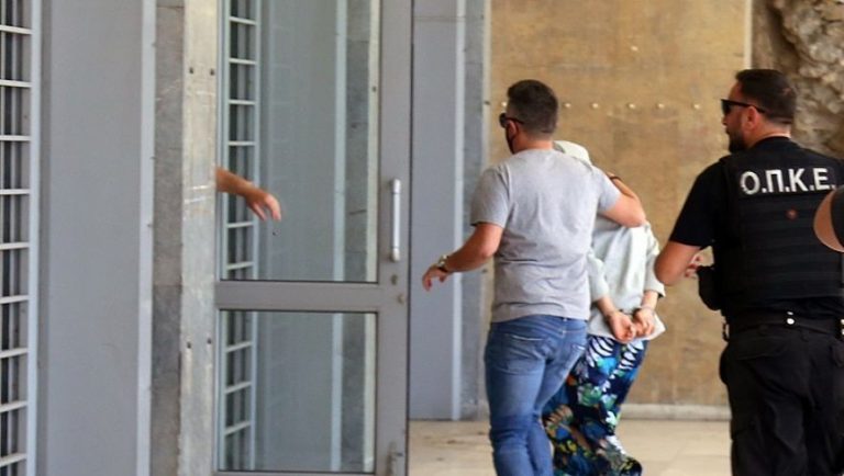 Η 33χρονη αρνείται τις κατηγορίες για ασέλγεια!