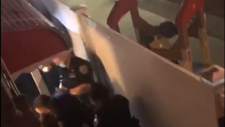 Σοκ: Αστυνομικοί σκότωσαν διπολικό Έλληνα στη Νέα Υόρκη! (videos)