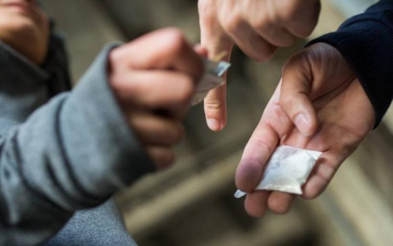 Εμπόριο κοκαΐνης σε μπαρ Χαλκιδικής και Θεσσαλονίκης