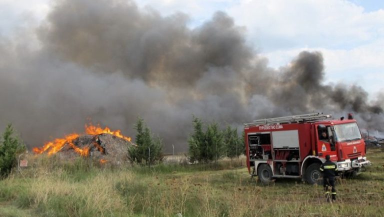 Θεσσαλονίκη: Φωτιά κοντά στα ΚΤΕΛ Μακεδονίας