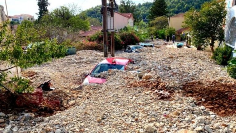 Ο «Ιανός»… έθαψε ολόκληρο χωριό! (pics)