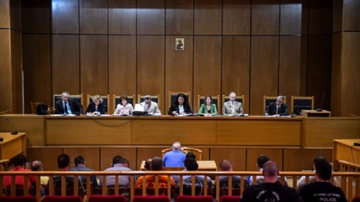 Δίκη Χρυσής Αυγής: Στη φυλακή ο Μιχαλολιάκος και το διευθυντήριο