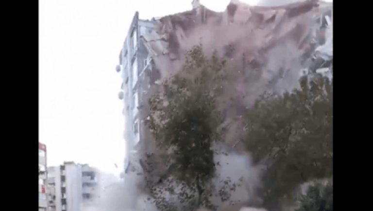 Σεισμός Σάμος: Κατέρρευσε κτίριο στην Σμύρνη! (videos)