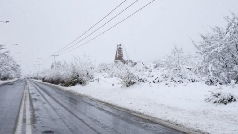 Θεσσαλονίκη: Δρόμοι έκλεισαν λόγω χιονιού