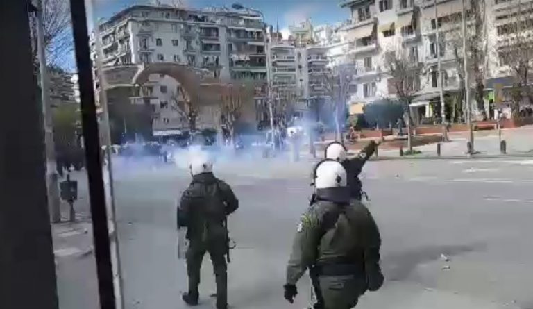 Θεσσαλονίκη: Εκτεταμένα επεισόδια στο κέντρο (videos)